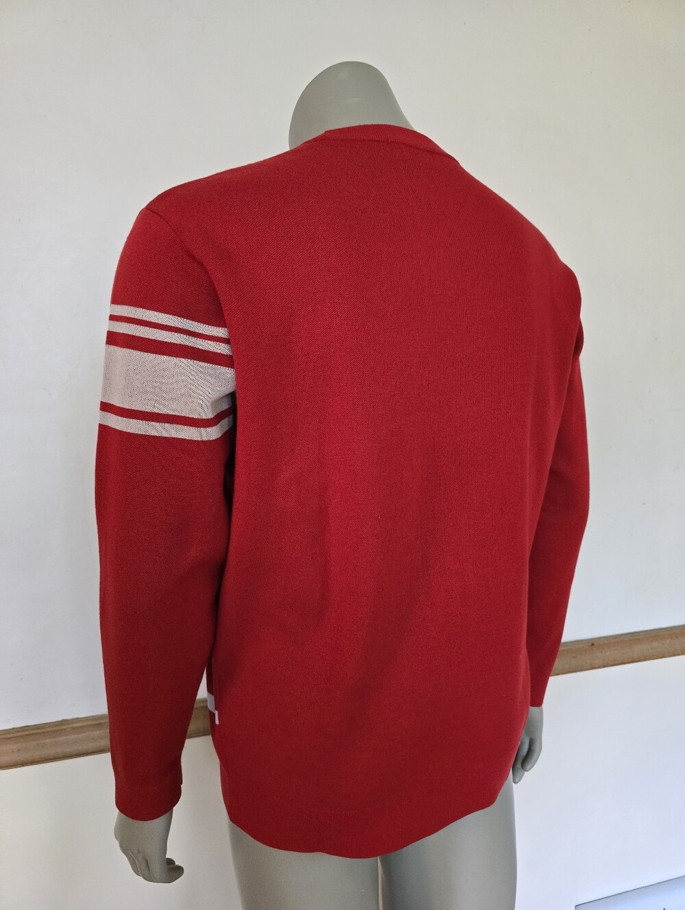WIDEANGLE Korea Activewear Sweater Size Large - Picture 7 of 13